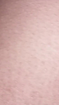 Těší se, že natočím, jak jí šukám mokrou kundičku.