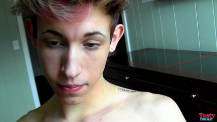 Tasty Twink: Yarak emen Blake'e ikram