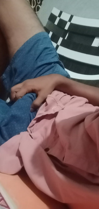 sexy_series: Ayah tampan lagi asik nyepong kontol sambil nyepong kontol
