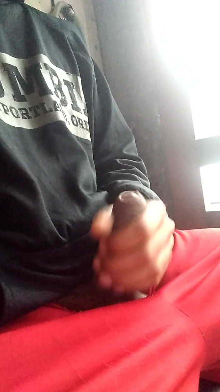 AlexAlejandro13: I gate utan att någon inser
