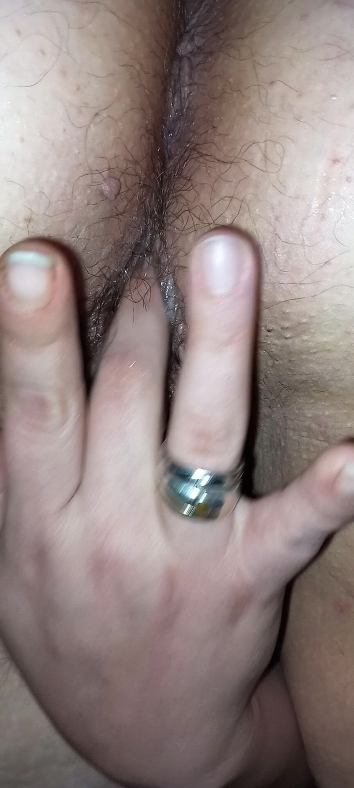 Trentic Videos: Hairy Pussy