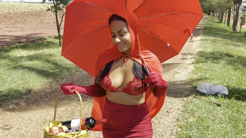 Vivy Marques: Little Red Riding Hood, the Naughty Girl, Meets a Horny...
