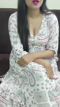 포르노를 보고 있는 형부 앞에서 옷 바꿔주기