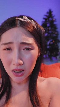 Li Er Is the Resting Beauty Who Needs Some Cock