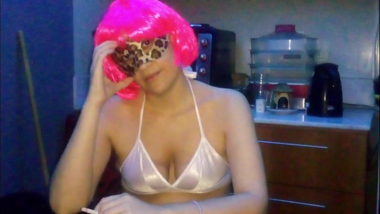 Sexoamateur: Rokende cigarrettes