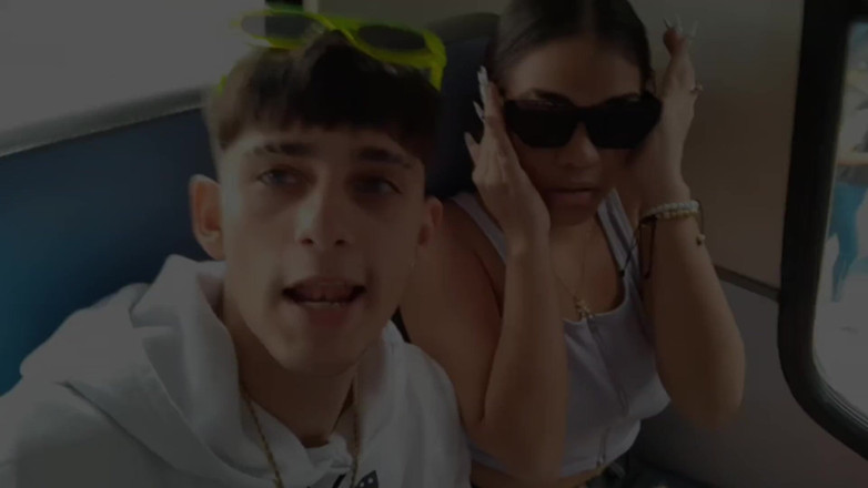 ValentinaHot10: 在回家的路上，我们上了一辆神秘巴士 - blog caliente