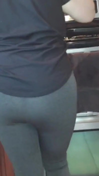 4568889