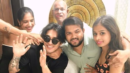 インドのデジグループがグループでセックスするハードコックによる輪姦ファック