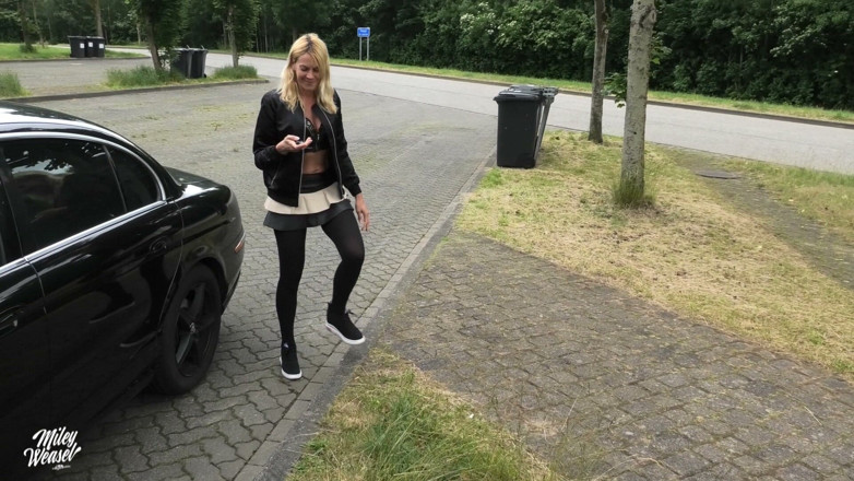 Miley Weasel: Blonde Whore Lets a Stranger Fuck Her on the Autobahn...