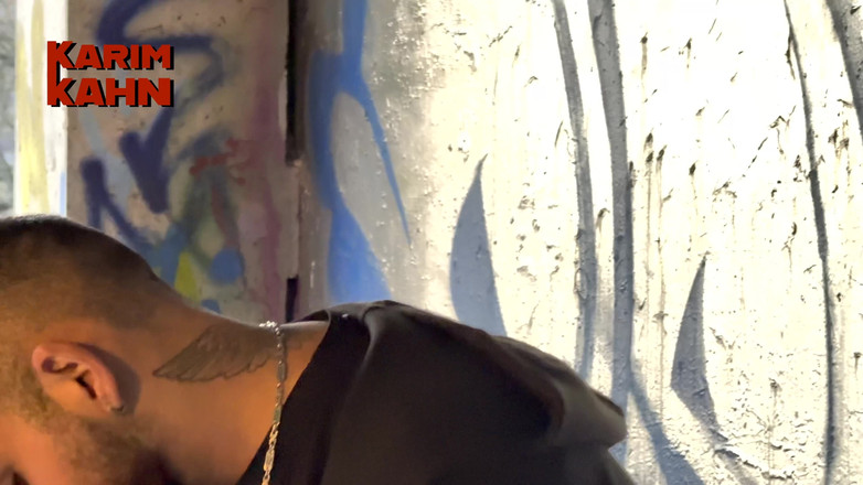 Karim Kahn: Камшот с большим давлением после на улице