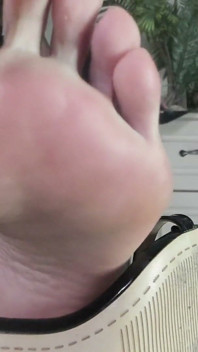 Zoom Toes