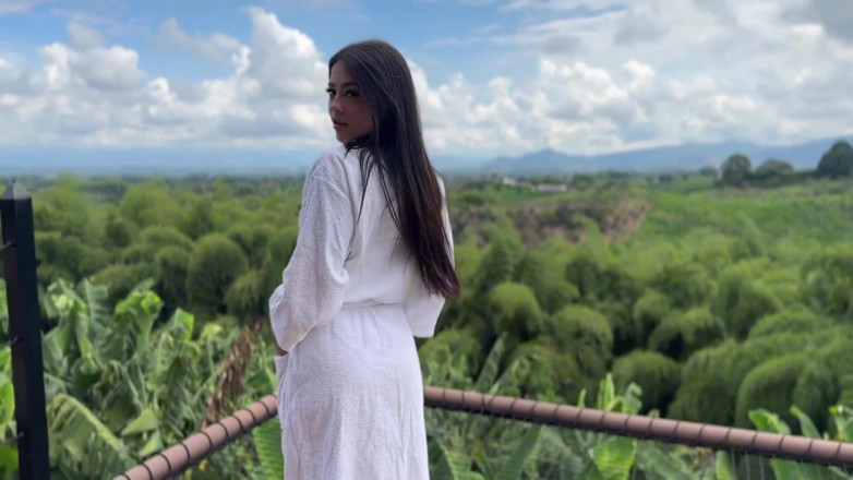 Anna Cherry: Punto di vista cazzo il mio capo in un viaggio...