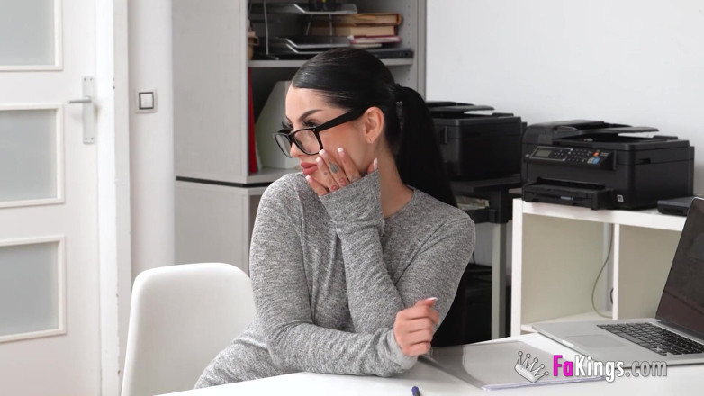 FAKings: Test Do Pracy W Porno. Początkujący Aktor W Castingu Z...