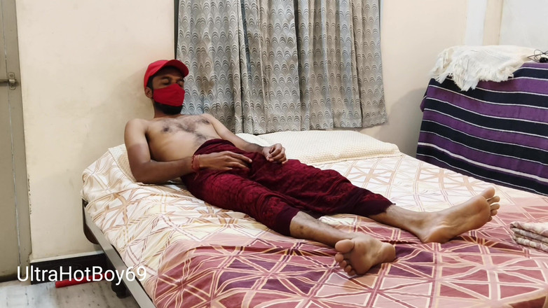 UltraHotBoy69: Rossa lunga divertimento