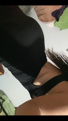 camicamilahotwife: Dışarı çıkıp bir sevgili bulmaya hazır