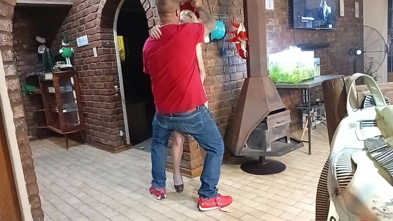 18blondteen: Mergokin Suamiku Selingkuh Sama Pelacur Murahan