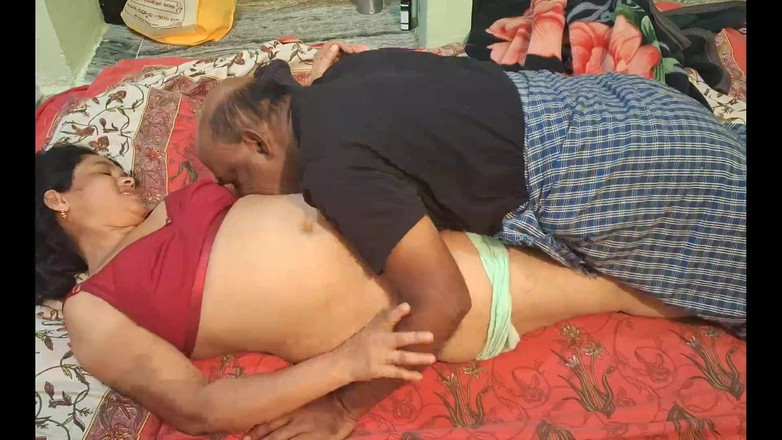 Sexy sindu: 아름다운 인도 바비와 오지는 핫한 섹스