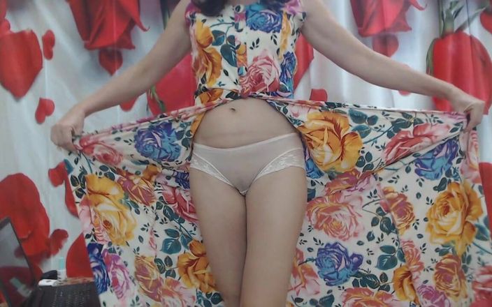 Bolly Karma: Bolly Karma 324, vibromasseur sur sa chatte étroite