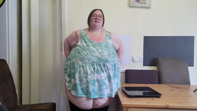 SSBBWLadyBrads: पेट का वजन बगल में