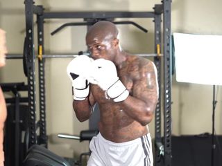 Hallelujah Johnson: Boksen trainingstijd