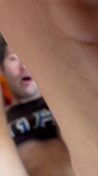 해리 젠 | 내 자지를 빨고 정액을 받는 POV 잘생긴 해리