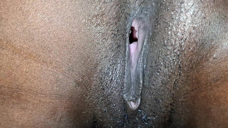 BMCs: मैं उस प्यारी, मस्ती भरी चूत पर सब कुछ चला गया