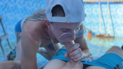 Falcon Al: Żona zatrudniła odkurzacza do basenu, a mąż nie mógł stanąć...