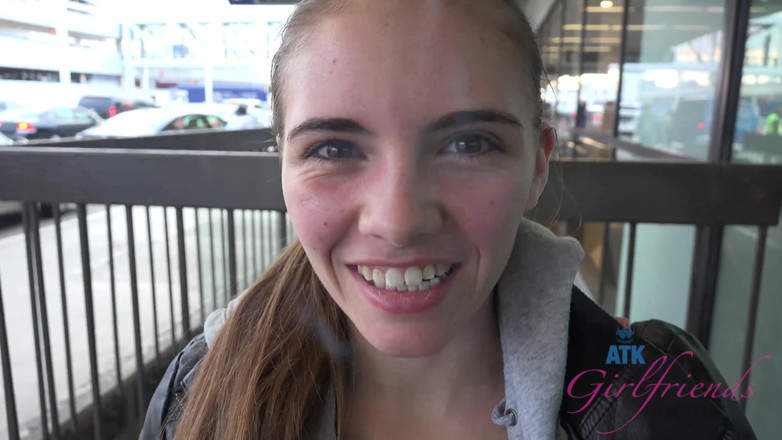 ATK Fans (Girlfriends): Virtuele vakantie in Hawaï met Skye West deel 1