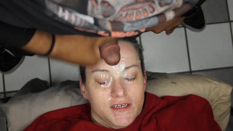 Dirty Dees: Dirty Dees This Girl Loves Cum on Her Face