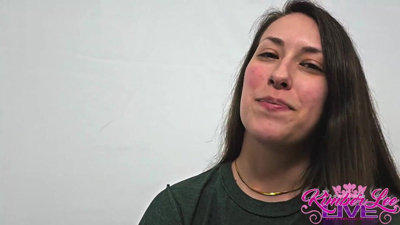Kimber Lee: Cuck Gets a Handjob Present From Kimber Lee