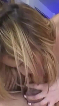 ท่ามิชชันนารี่ไม่รู้จบกับเย็ดตูดลื่นไหลของสาวผมทองสาวม้าแร้นที่รักแฟนสุดหัวใจ