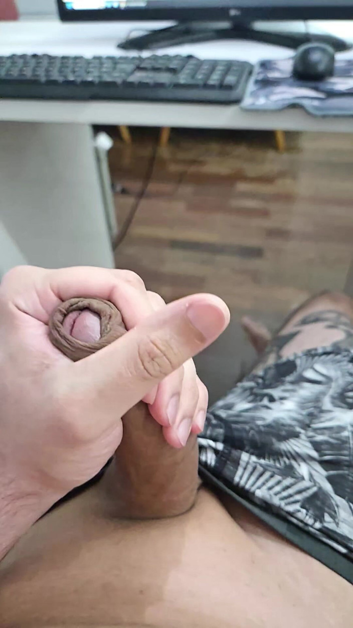 Lkdick8: Ik masturbeer me heel lekker 2