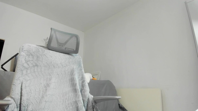 Gunter Meiner: Ik Leende Het Speeltje Van Mijn Buurman Terwijl Hij Zuivel...