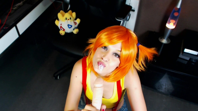 Candystart Videos: मिस्टी कॉस्प्ले लंड चुसाई. देखने का बिंदु और आंखों का संपर्क