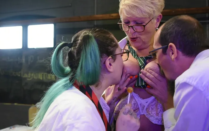 Uk Joolz: The Delinquents