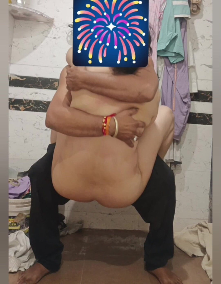 Priyahot77: Priya Bhabi nový styl velký zadek show