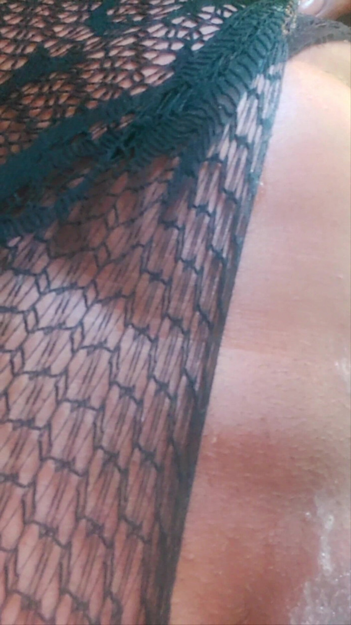 Milah CrossxxX: Sissy mit riesigem liebt es, auf ihrem ganzen körper zu...