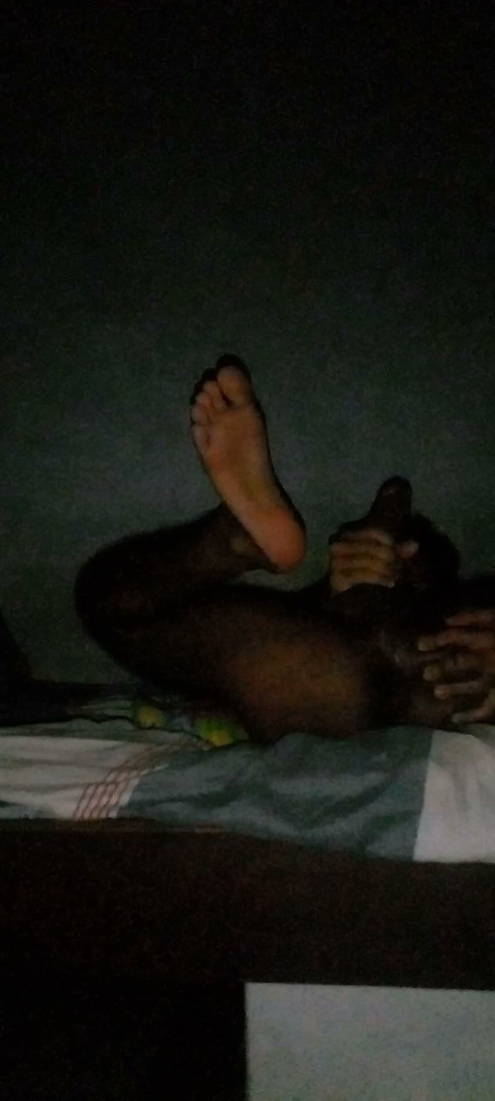 Greg 5 stars: Masturboval jsem si penis i zadek současně