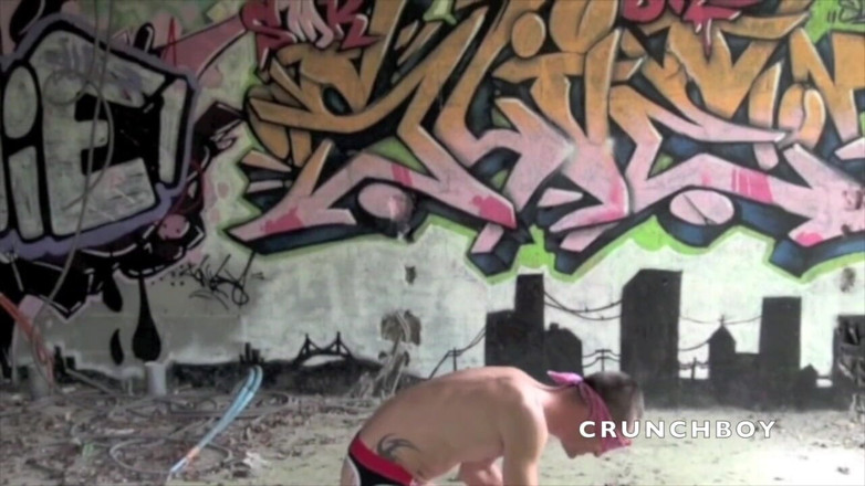 Crunch Boy: Twink fucked by Arab under the bridge.