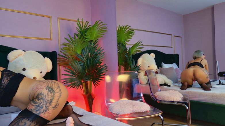 KirraWhite: Kirrawhite la milf bionda perfetta si masturba 1h