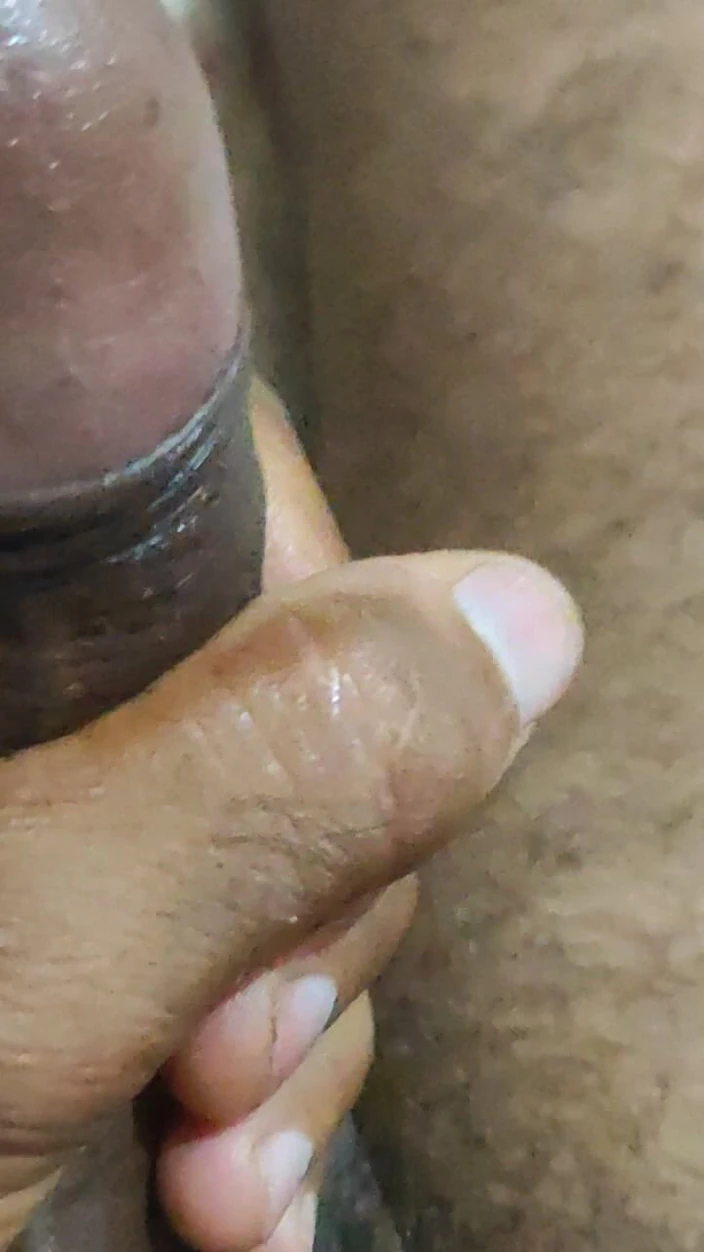 Jack31531: Dicker stier jack masturbiert bis zum kommen