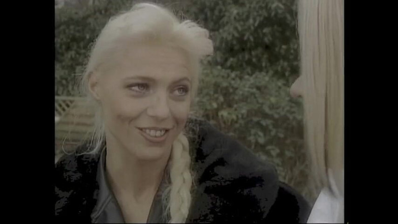 pornitaliangraffiti: 没有什么比婚礼上的口交更棒的了