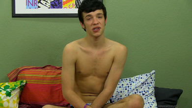 Lollipop Twinks: 후장 따먹히는 걸 좋아하는 Ryan