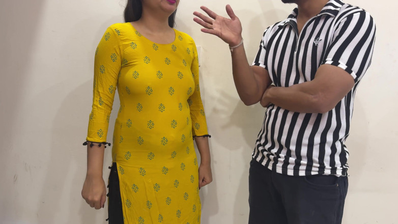 Hornycouple149: Cylinder De Do Bhaiya Pls- Indian Neighbour's Hot Wife Fucked...