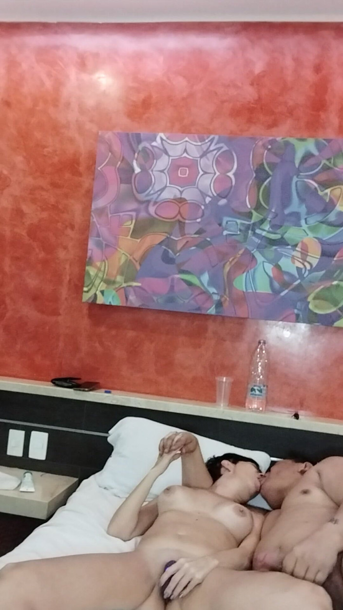 MaturecoupleVe: Getaway to a Hotel to Have Great Sex