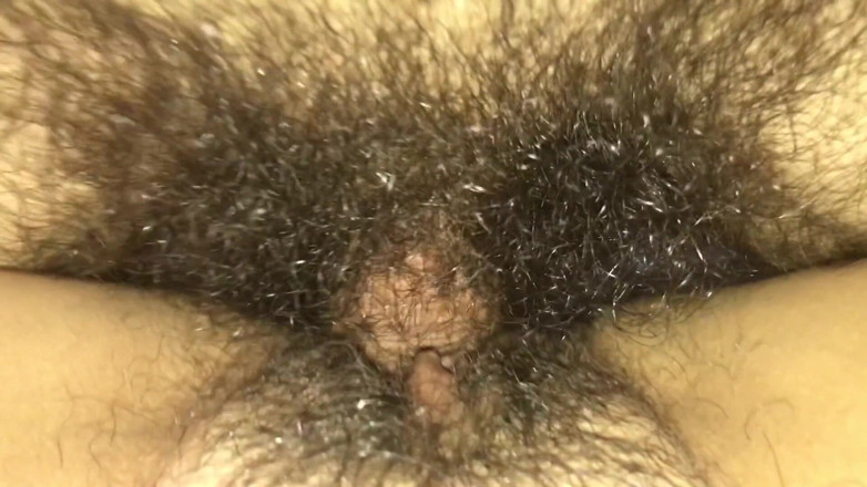 The Italian Pov: Italská chlupatá kundička stříká nejlepší pov creampie