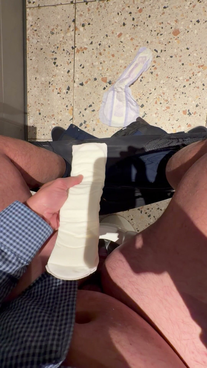 Takepad: Big Pad Change a Piss