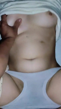 닫힌 문 뒤에서 거칠게 따먹히는 Meimei699