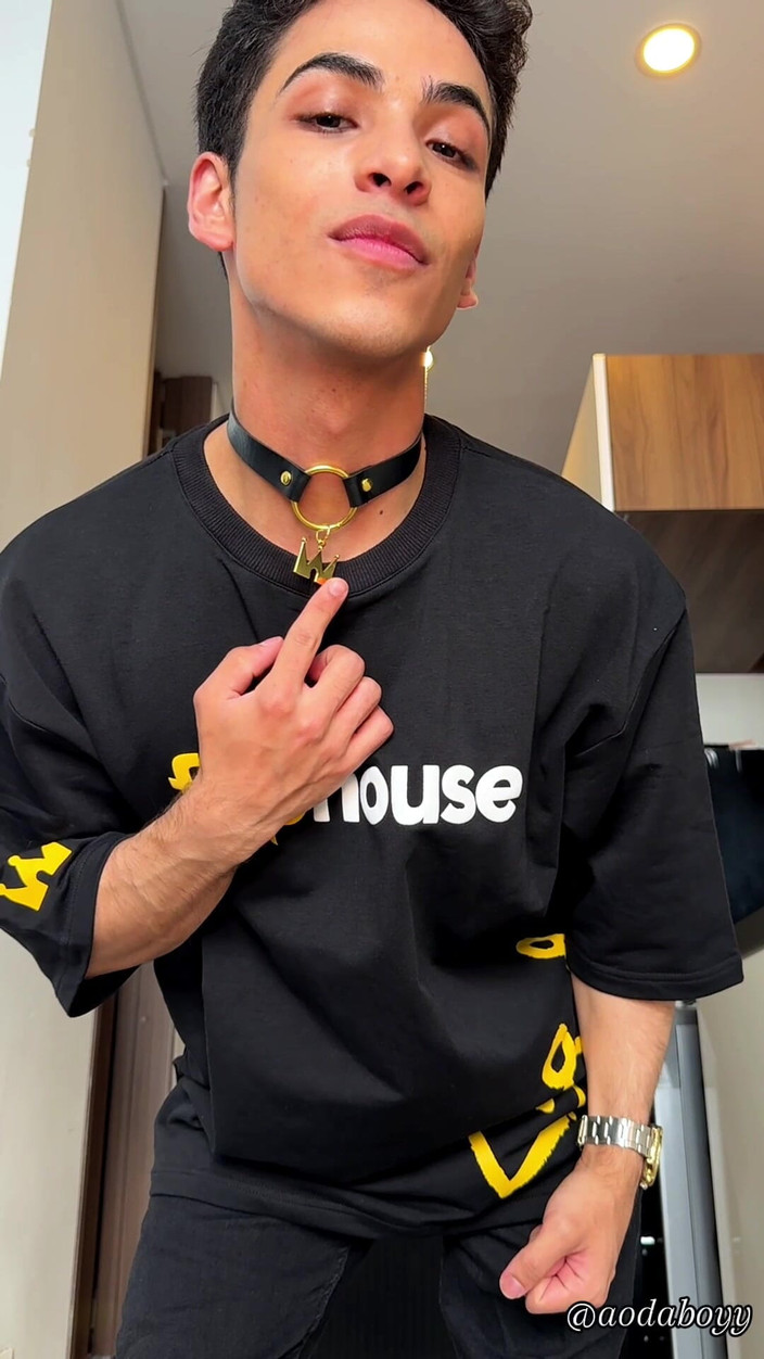 aodaboy: Modeling the Gift From Faphouse