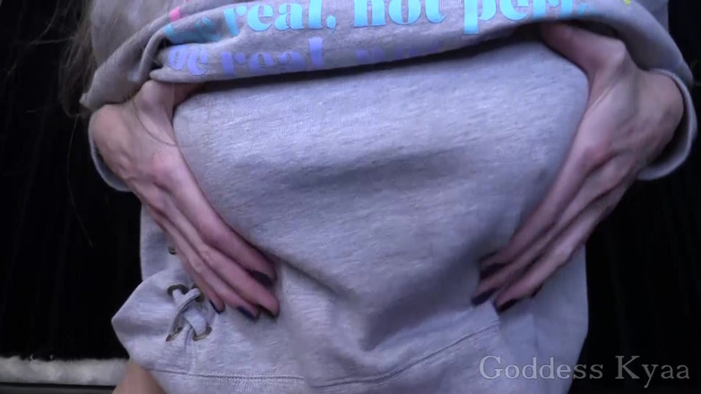 Kyaa Chimera: Inducție cu fetiș gri din bumbac